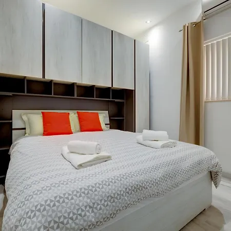 Stylish 2br Steps To The Promenade * Sliema