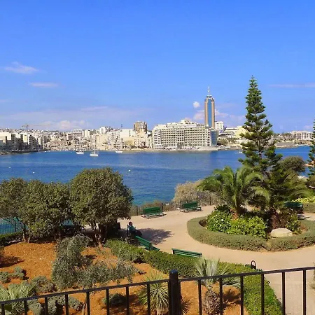 Stylish 2br Steps To The Promenade Sliema
