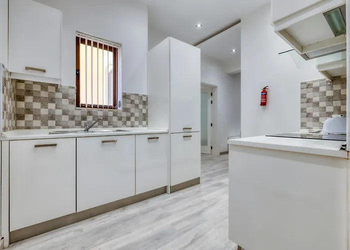 Apartamento Stylish 2br Steps To The Promenade