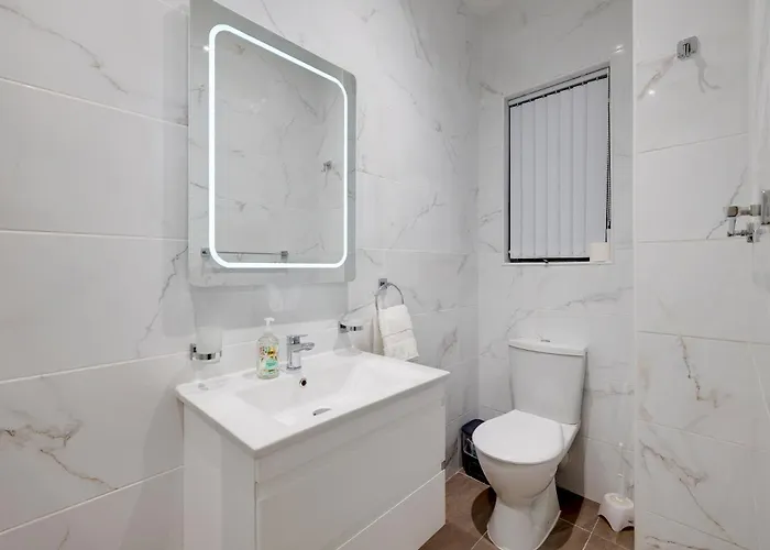 Stylish 2br Steps To The Promenade Apartamento